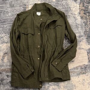GAP Women's Utility Jacket in Olive